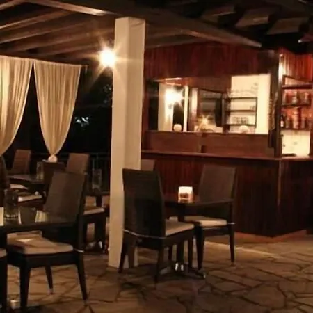 Апарт-отель Vicky & 2*