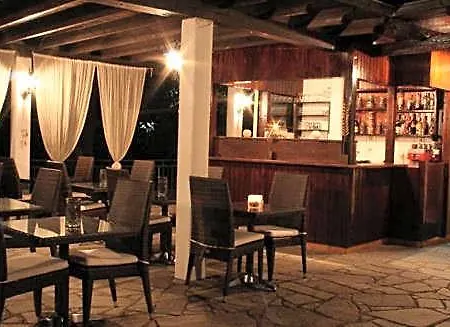 Aparthotel Vicky & 2*