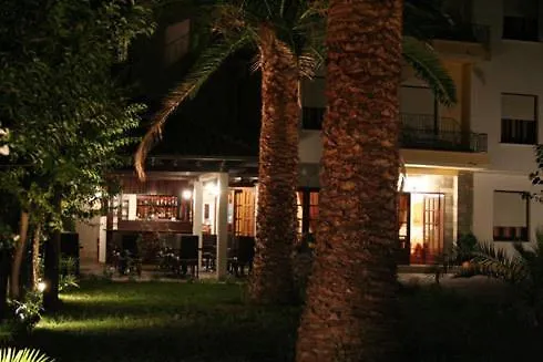 Vicky & 2* Limenas (Thasos)